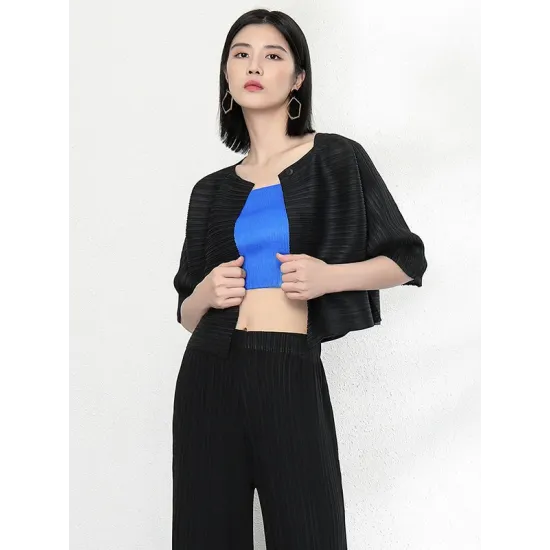 Casual Loose Half Sleeves Pleated Solid Color Outerwear Casual Loose Half Sleeves Pleated Solid Color Outerwear