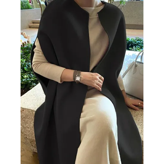 Simple Sleeveless Solid Color Round-Neck Cape Outerwear Simple Sleeveless Solid Color Round-Neck Cape Outerwear