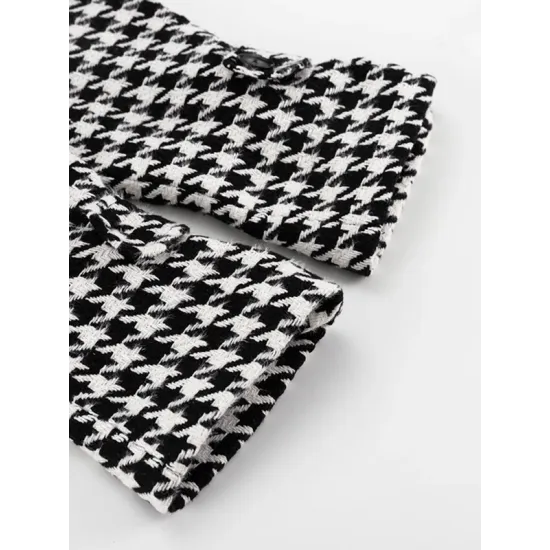 Houndstooth Split-back Split-Joint Tied Waist Long Sleeves Loose Lapel Trench Coats Houndstooth Split-back Split-Joint Tied Waist Long Sleeves Loose Lapel Trench Coats