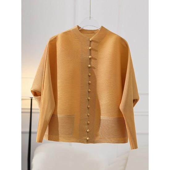 Buttoned Pleated Pockets Solid Color Long Sleeves Loose Round-Neck Outerwear Buttoned Pleated Pockets Solid Color Long Sleeves Loose Round-Neck Outerwear