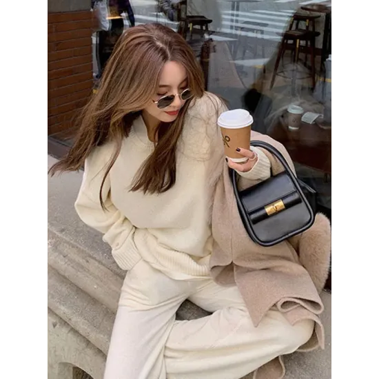 Casual Loose Solid Color Round-Neck Sweater Tops & Wide Leg Pants Suits Casual Loose Solid Color Round-Neck Sweater Tops & Wide Leg Pants Suits