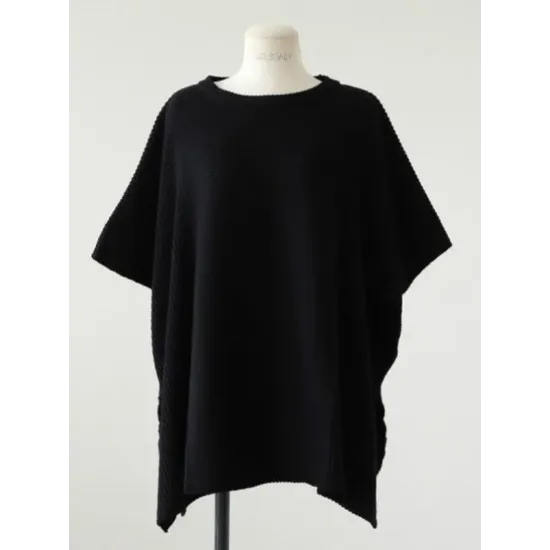 Casual Loose Split-Side Round-Neck Sweater Tops Casual Loose Split-Side Round-Neck Sweater Tops