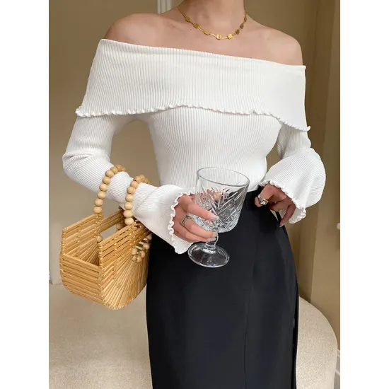 Falbala Solid Color Long Sleeves Skinny Off-the-shoulder Sweater Tops Falbala Solid Color Long Sleeves Skinny Off-the-shoulder Sweater Tops