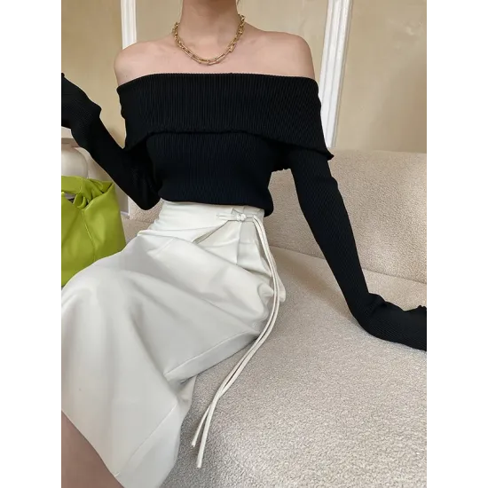 Falbala Solid Color Long Sleeves Skinny Off-the-shoulder Sweater Tops Falbala Solid Color Long Sleeves Skinny Off-the-shoulder Sweater Tops
