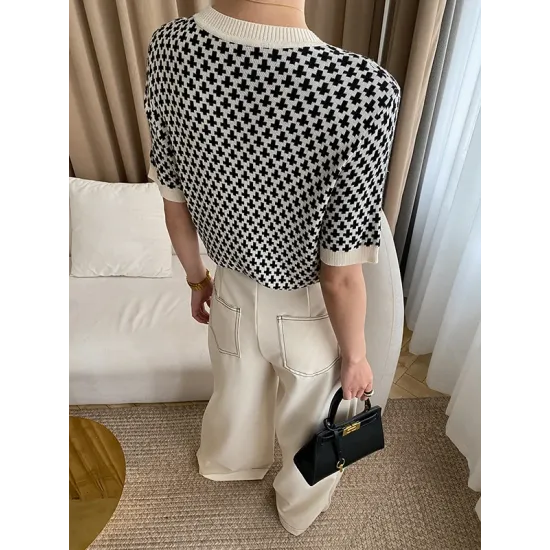 Houndstooth Half Sleeves Round-Neck Sweater Tops Houndstooth Half Sleeves Round-Neck Sweater Tops