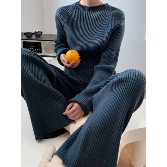 Urban Loose Solid Round-Neck Split-Side Sweater& Wide Leg Pants Suits Urban Loose Solid Round-Neck Split-Side Sweater& Wide Leg Pants Suits
