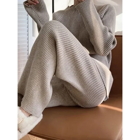 Urban Loose Solid Round-Neck Split-Side Sweater& Wide Leg Pants Suits Urban Loose Solid Round-Neck Split-Side Sweater& Wide Leg Pants Suits
