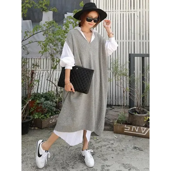Loose V-neck Woolen Waistcoat Loose V-neck Woolen Waistcoat