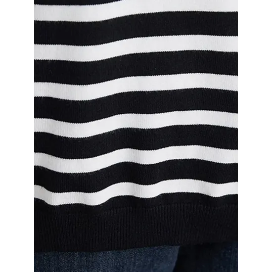 Artistic Retro Casual Loose Striped V-Neck Long Sleeves Knitted Sweater Artistic Retro Casual Loose Striped V-Neck Long Sleeves Knitted Sweater