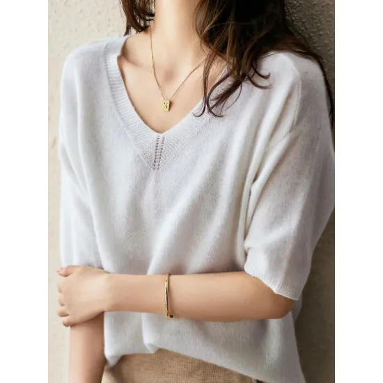 Urban Solid Color V-Neck Knitting Pullover Urban Solid Color V-Neck Knitting Pullover