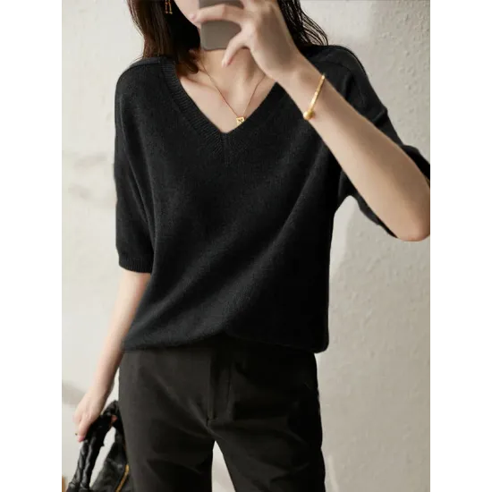 Urban Solid Color V-Neck Knitting Pullover Urban Solid Color V-Neck Knitting Pullover