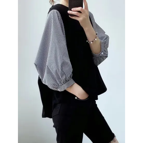 Split-Joint Half Sleeves Loose Round-Neck T-Shirts Split-Joint Half Sleeves Loose Round-Neck T-Shirts