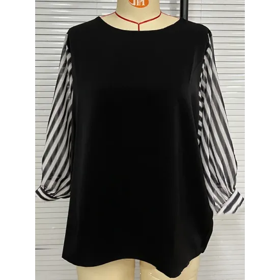 Split-Joint Half Sleeves Loose Round-Neck T-Shirts Split-Joint Half Sleeves Loose Round-Neck T-Shirts