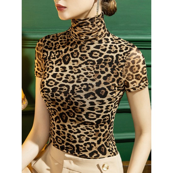 Urban Skinny Leopard High-Neck T-Shirts Tops Urban Skinny Leopard High-Neck T-Shirts Tops