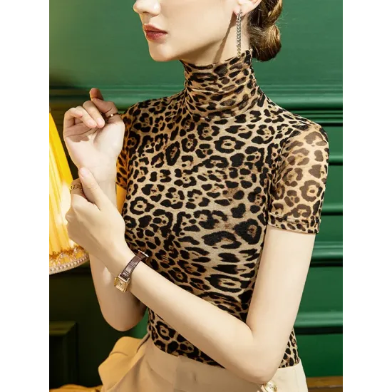 Urban Skinny Leopard High-Neck T-Shirts Tops Urban Skinny Leopard High-Neck T-Shirts Tops