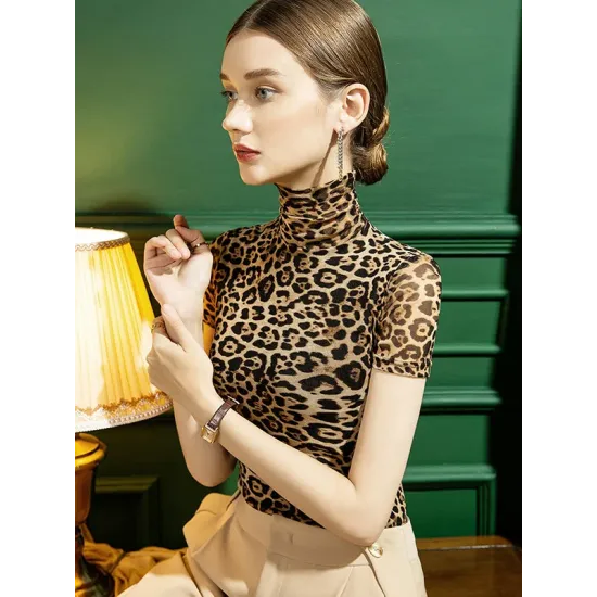Urban Skinny Leopard High-Neck T-Shirts Tops Urban Skinny Leopard High-Neck T-Shirts Tops