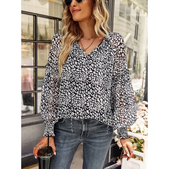 Casual Loose Floral Printed V-Neck T-Shirt Casual Loose Floral Printed V-Neck T-Shirt
