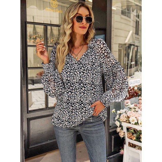 Casual Loose Floral Printed V-Neck T-Shirt Casual Loose Floral Printed V-Neck T-Shirt
