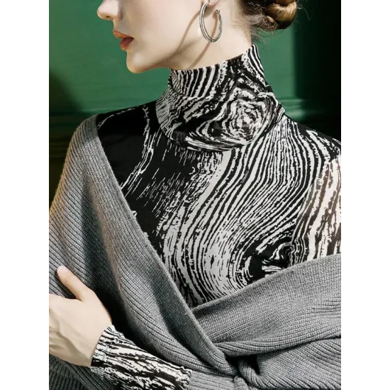 Printed Long Sleeves Skinny High-Neck T-Shirts Printed Long Sleeves Skinny High-Neck T-Shirts