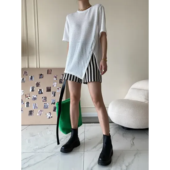 Asymmetric See-Through Solid Color Split-Front Half Sleeves Loose Round-Neck T-Shirts Asymmetric See-Through Solid Color Split-Front Half Sleeves Loose Round-Neck T-Shirts