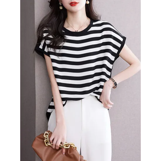 Contrast Color Striped Loose Plus Size Round-Neck T-Shirts Contrast Color Striped Loose Plus Size Round-Neck T-Shirts