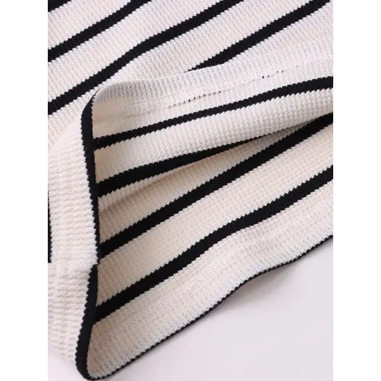 Contrast Color Striped Long Sleeves Skinny Round-Neck T-Shirts Tops Contrast Color Striped Long Sleeves Skinny Round-Neck T-Shirts Tops