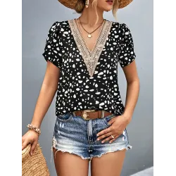 Printed Petal Sleeves Short Sleeves V-Neck T-Shirts Tops