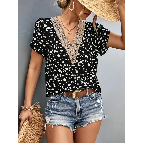 Printed Petal Sleeves Short Sleeves V-Neck T-Shirts Tops Printed Petal Sleeves Short Sleeves V-Neck T-Shirts Tops