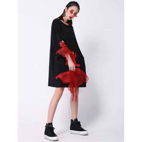 Red Goldfish Embroidered Loose Round Neck T-Shirt Dress Red Goldfish Embroidered Loose Round Neck T-Shirt Dress
