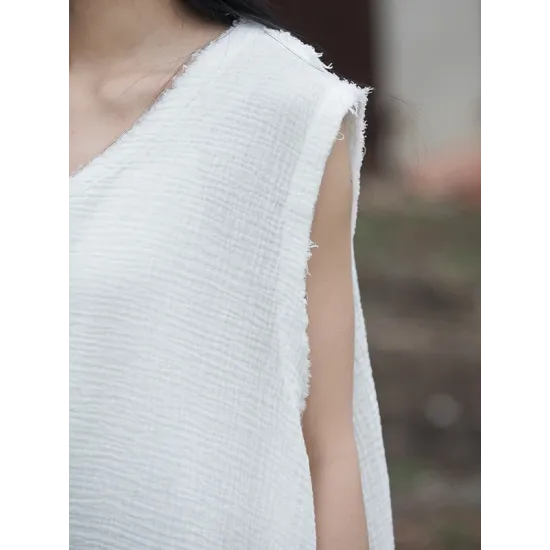 Fringed Pleated Solid Color Split-Joint Loose Sleeveless V-Neck Vest Top Fringed Pleated Solid Color Split-Joint Loose Sleeveless V-Neck Vest Top