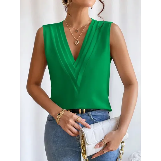 Layered Solid Color Loose Sleeveless V-Neck Vest Top Layered Solid Color Loose Sleeveless V-Neck Vest Top