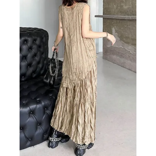Asymmetric Letter Print Pleated Loose Sleeveless Round-Neck Vest Top Asymmetric Letter Print Pleated Loose Sleeveless Round-Neck Vest Top