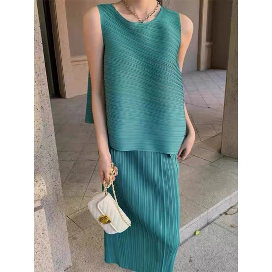 Simple Loose Sleeveless Pleated Asymmetric Solid Color Round-Neck Vest Top Simple Loose Sleeveless Pleated Asymmetric Solid Color Round-Neck Vest Top
