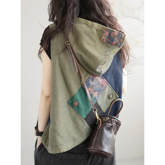 Artistic Retro Loose Denim Sleeveless Buttoned Contrast Color Hooded Vest Outerwear Artistic Retro Loose Denim Sleeveless Buttoned Contrast Color Hooded Vest Outerwear