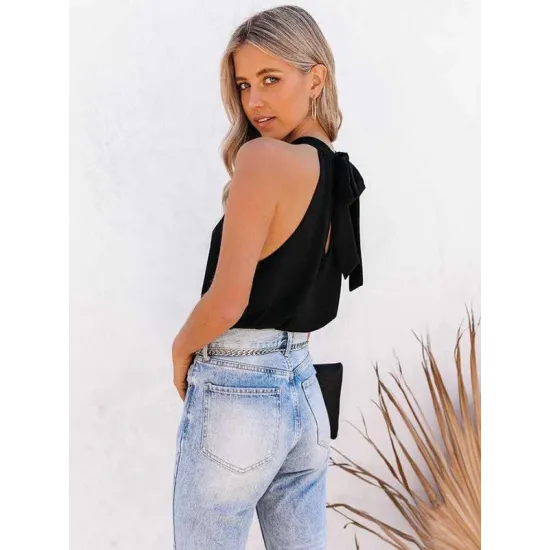 Stylish Selection Loose Solid Color Halter-Neck Vest Top Stylish Selection Loose Solid Color Halter-Neck Vest Top