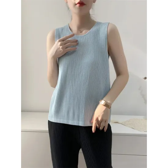 Casual Sleeveless Pleated Solid Color Round-Neck Vest Top Casual Sleeveless Pleated Solid Color Round-Neck Vest Top