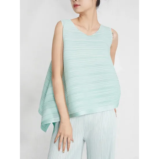 Cropped Sleeveless Pleated Round-Neck Vest Top Cropped Sleeveless Pleated Round-Neck Vest Top