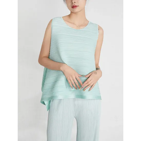 Cropped Sleeveless Pleated Round-Neck Vest Top Cropped Sleeveless Pleated Round-Neck Vest Top