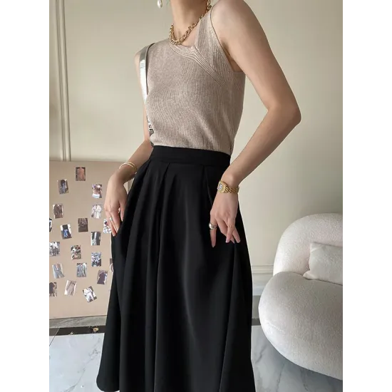 Asymmetric Solid Color Sleeveless V-Neck Vest Top Asymmetric Solid Color Sleeveless V-Neck Vest Top