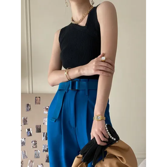 Asymmetric Solid Color Sleeveless V-Neck Vest Top Asymmetric Solid Color Sleeveless V-Neck Vest Top