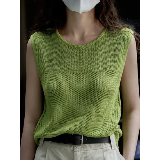 Hollow Solid Color Loose Sleeveless Round-neck Vest Top Hollow Solid Color Loose Sleeveless Round-neck Vest Top