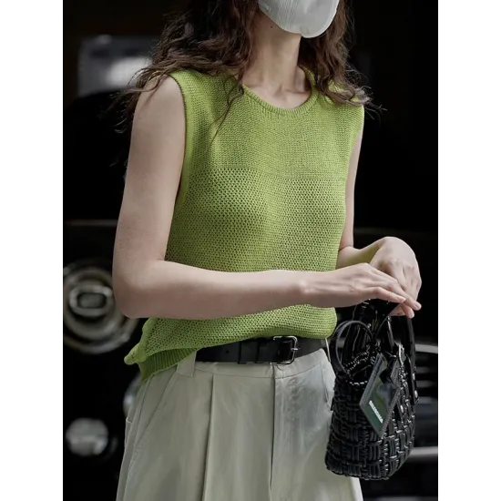 Hollow Solid Color Loose Sleeveless Round-neck Vest Top Hollow Solid Color Loose Sleeveless Round-neck Vest Top