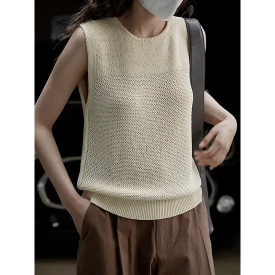 Hollow Solid Color Loose Sleeveless Round-neck Vest Top Hollow Solid Color Loose Sleeveless Round-neck Vest Top