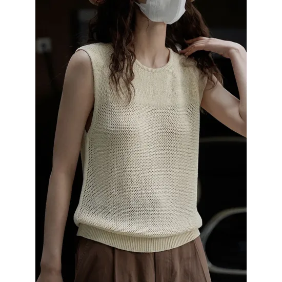 Hollow Solid Color Loose Sleeveless Round-neck Vest Top Hollow Solid Color Loose Sleeveless Round-neck Vest Top