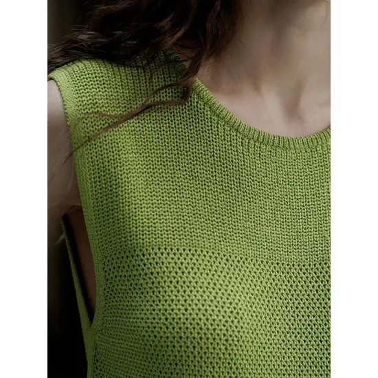 Hollow Solid Color Loose Sleeveless Round-neck Vest Top Hollow Solid Color Loose Sleeveless Round-neck Vest Top