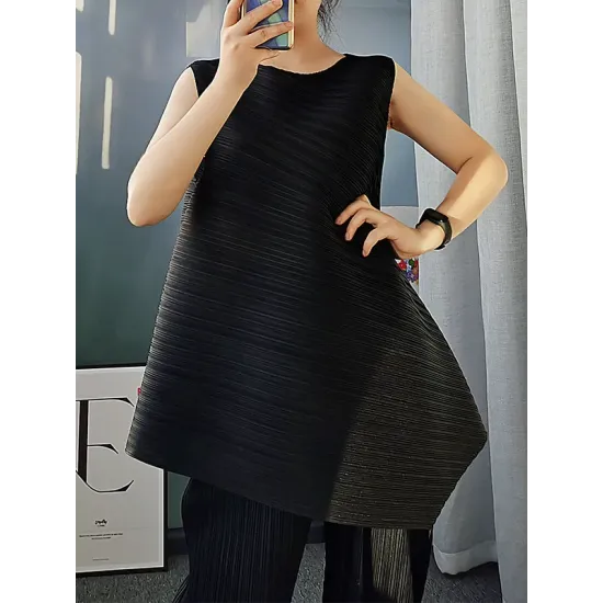 Pleated Solid Color Irregular Clipping Loose Round-Neck Vest Top Pleated Solid Color Irregular Clipping Loose Round-Neck Vest Top