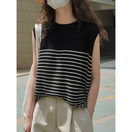 Striped Loose Sleeveless Round-neck Vest Top Striped Loose Sleeveless Round-neck Vest Top