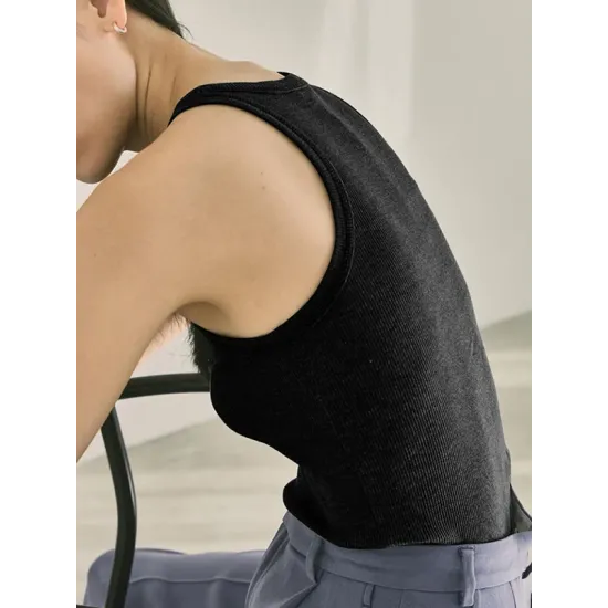 Solid Color Skinny Sleeveless Round-Neck Vest Top Solid Color Skinny Sleeveless Round-Neck Vest Top