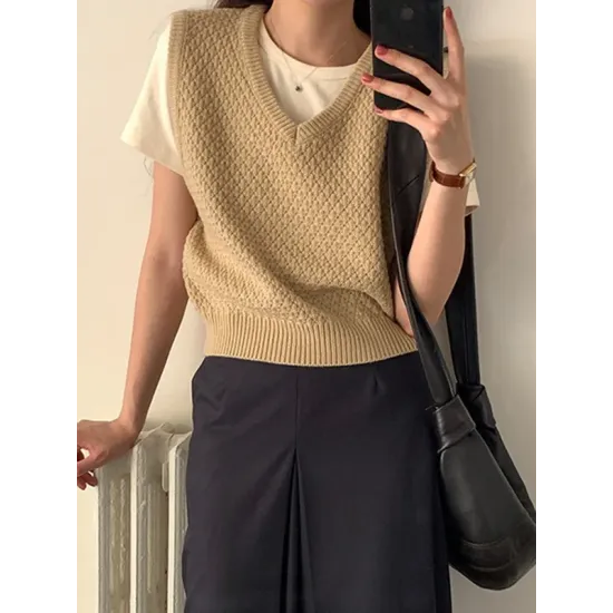 Solid Color Loose Sleeveless V-Neck Vest Top Solid Color Loose Sleeveless V-Neck Vest Top