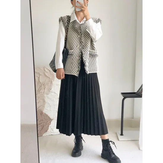 Buttoned Fringed Pockets Striped Loose Sleeveless V-Neck Vest Outerwear Buttoned Fringed Pockets Striped Loose Sleeveless V-Neck Vest Outerwear